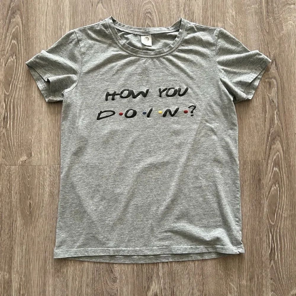 FRIENDS Graphic Tee